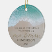 Onze eerste Kerstmis als Mr & Mrs Beach Keramisch Ornament (Links)