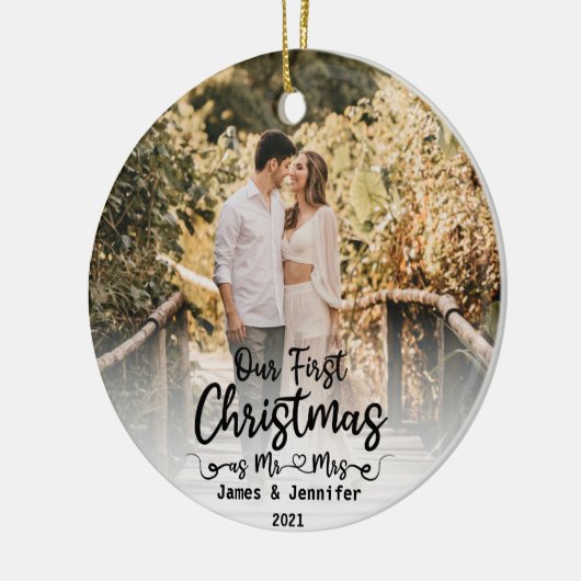 Onze eerste Kerstmis als Mr & Mrs Custom 2 Foto Keramisch Ornament (Links)