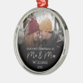 Onze eerste Kerstmis als Mr & Mrs Elegant Foto Metalen Ornament (Links)