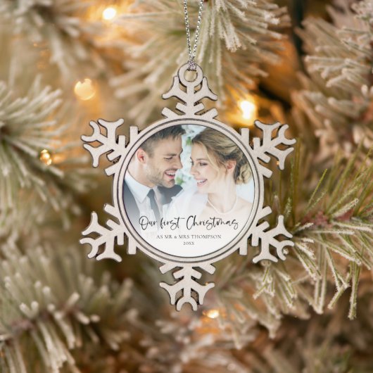 Onze eerste Kerstmis als Mr. Mrs Fotoscript Tin Sneeuwvlok Ornament (Boom)