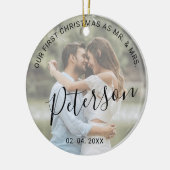 Onze eerste Kerstmis als Mr. & Mrs trouwfoto Keramisch Ornament (Links)