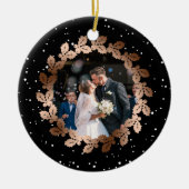 Onze eerste Kerstmis als Mr. & Mrs trouwfoto Keramisch Ornament (Voorkant)