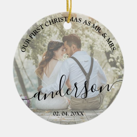 Onze eerste Kerstmis als Mr. & Mrs trouwfoto Keramisch Ornament (Voorkant)