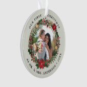 Onze eerste Kerstmis als Mr. & Mrs trouwfoto Ornament (voorkant)
