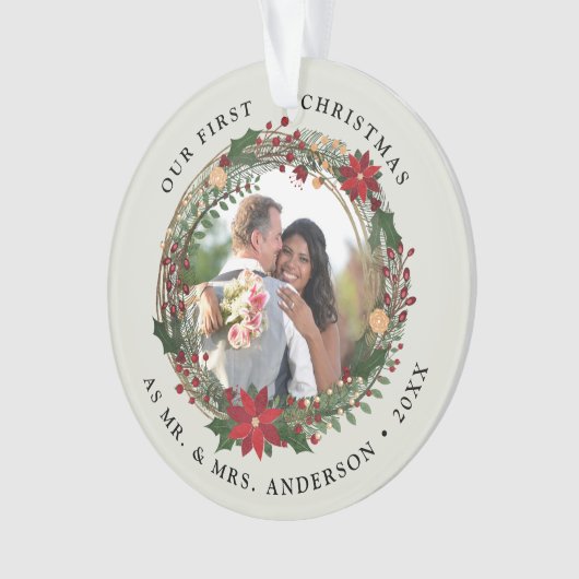 Onze eerste Kerstmis als Mr. & Mrs trouwfoto Ornament (voorkant)