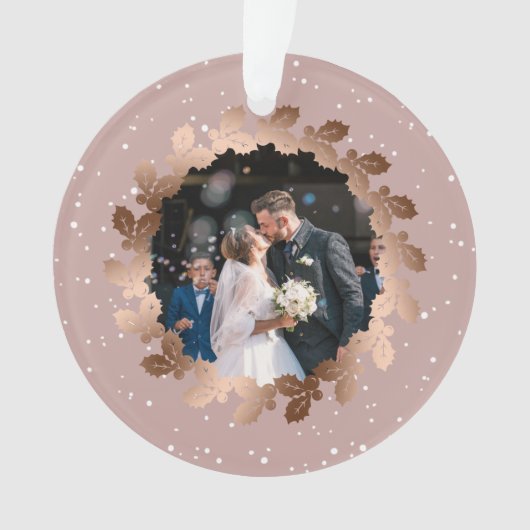 Onze eerste Kerstmis als Mr. & Mrs trouwfoto Ornament (voorkant)