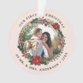 Onze eerste Kerstmis als Mr. & Mrs trouwfoto Ornament (voorkant)