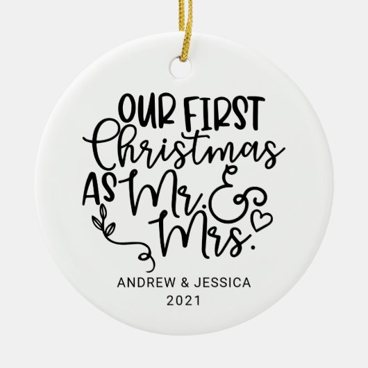 Onze eerste Kerstmis als Mr. & Mrs. | Weddenschap Keramisch Ornament (Voorkant)