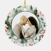 Onze eerste Kerstmis als Mr. Winter Wreath Foto Keramisch Ornament (Achterkant)