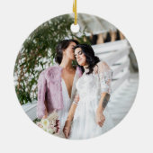 Onze Eerste Kerstmis als Mrs & Mrs Foto Keramisch Ornament (Achterkant)