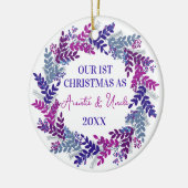 Onze eerste Kerstmis als tante & Oom Paarse krans Keramisch Ornament (Links)