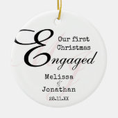 Onze eerste Kerstmis Betrokken Elegante Minimalist Keramisch Ornament (Voorkant)