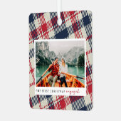 Onze eerste Kerstmis Betrokken Moderne Plaid Twee  Metalen Ornament (Voorkant links)