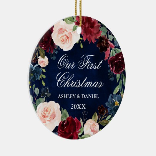 Onze Eerste Kerstmis Bloemen Krans FOTO terug Keramisch Ornament (Rechts)