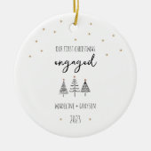 Onze eerste Kerstmis Engaged Simple Keramisch Ornament (Voorkant)