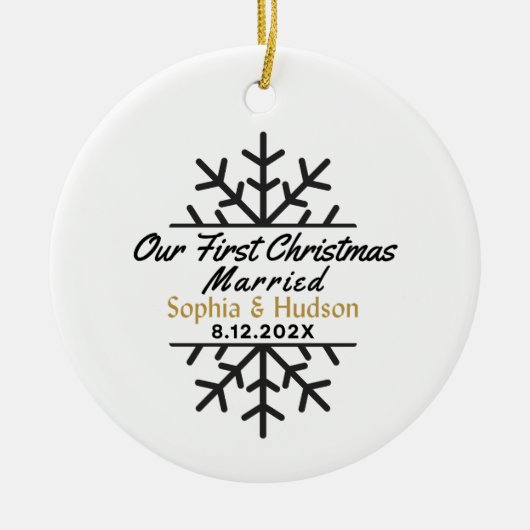 Onze eerste Kerstmis getrouwd gepersonaliseerd Keramisch Ornament (Voorkant)