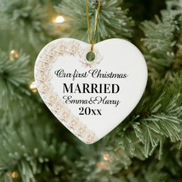 Onze eerste Kerstmis getrouwd gepersonaliseerd Keramisch Ornament