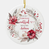 Onze eerste Kerstmis Getrouwd Keramisch Ornament (Voorkant)