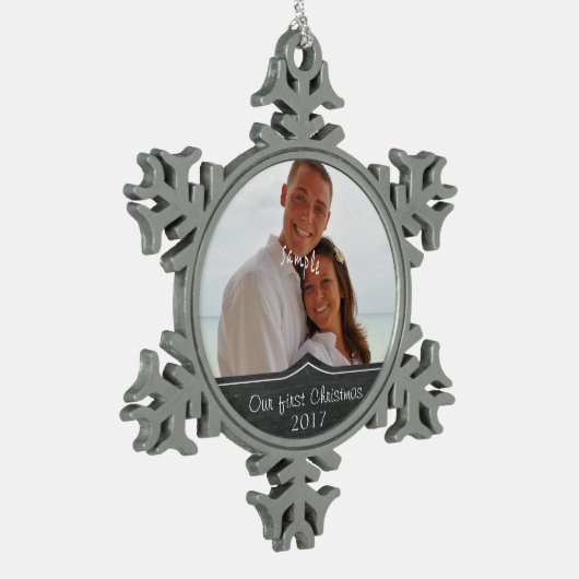 Onze eerste Kerstmis met Foto Tin Sneeuwvlok Ornament (Links)