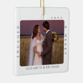 Onze eerste Kerstmis Minimal Modern Engaged & Merr Keramisch Ornament (Rechts)