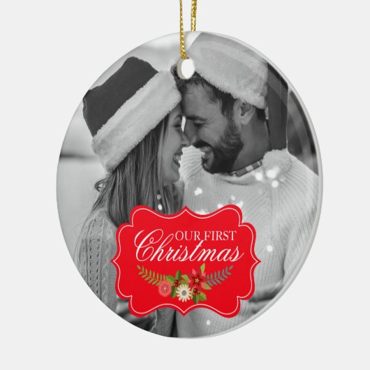 Onze eerste Kerstmis Ronde Foto Keepsake Keramisch Ornament (Links)