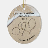Onze eerste Kerstmis verloofd Elegant Paar 1st Keramisch Ornament (Links)