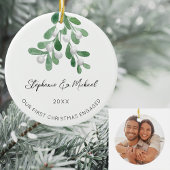 Onze eerste Kerstmis verloofde Mistletoe Foto Keramisch Ornament