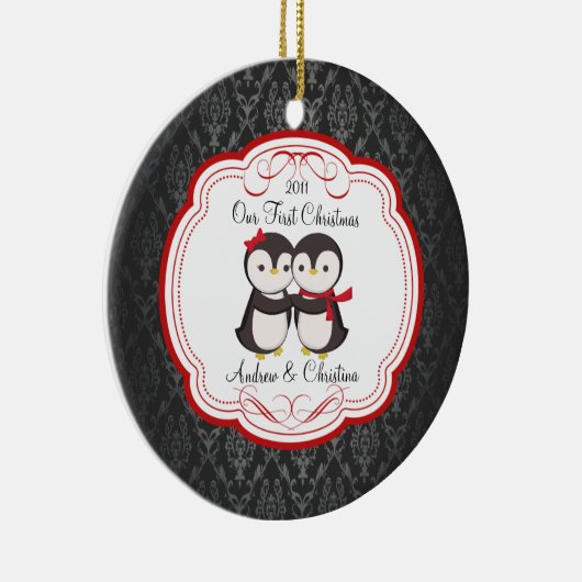 Onze eerste kerstornament Penguin Couple Keramisch Ornament (Rechts)