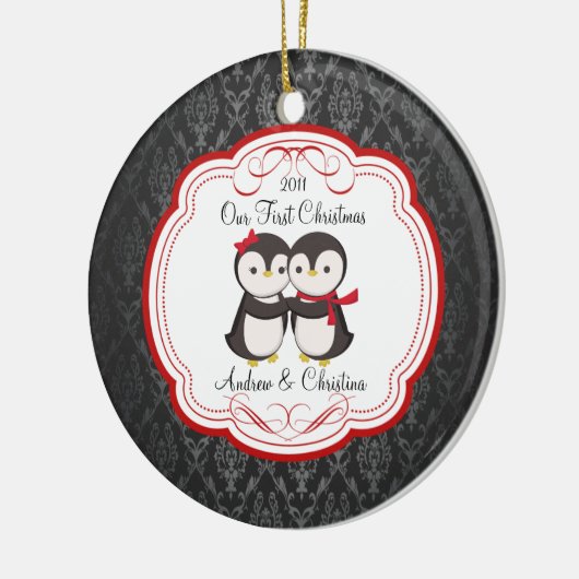 Onze eerste kerstornament Penguin Couple Keramisch Ornament (Links)
