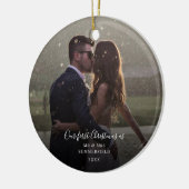 Onze eerste kerstparen bruiloft foto keramisch ornament (Links)