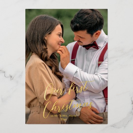 Onze eerste kerstscript Pas getrouwd Naam Tartan H Folie Feestdagenkaart (Voorkant)