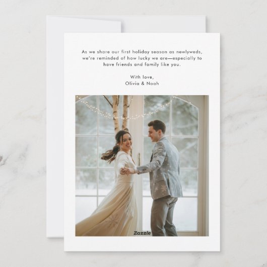 Onze eerste kerstscript winter bruiloft foto feestdagenkaart (Achterkant)