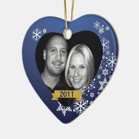 Onze eerste kerstsierblauwe sneeuwvlok op maat keramisch ornament (Links)