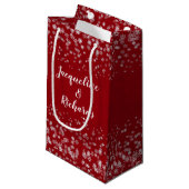 Onze eerste kerstsnowflakes Red Elegant Custom Klein Cadeauzakje (Voorkant Gekanteld)