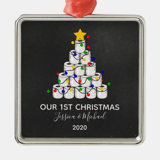 Onze eerste kersttoiletpapier 2020 metalen ornament (Voorkant)