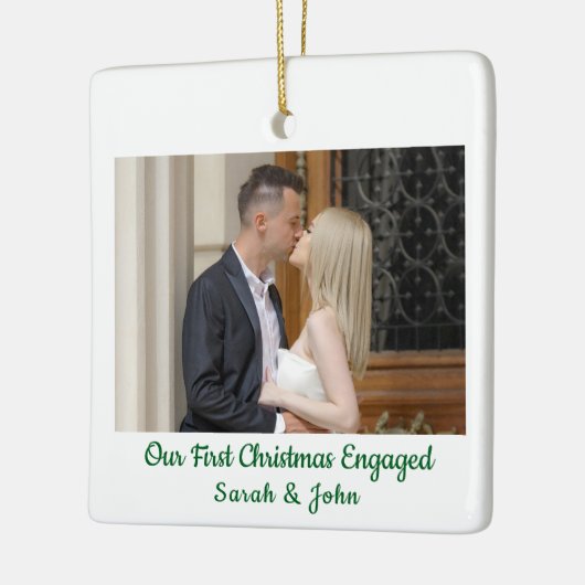 Onze eerste kerstverloofde Verloving foto Keramisch Ornament (Links)