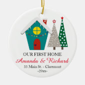 Onze eerste kerstversiering thuis - sneeuwhuis keramisch ornament (Voorkant)