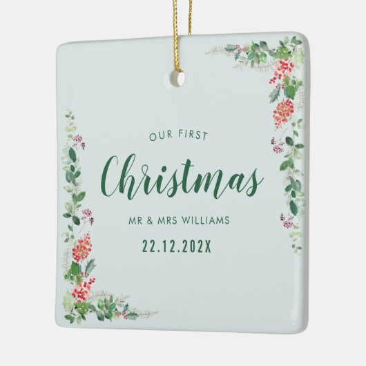 onze eerste kerstwinter floraal keramisch ornament (Links)