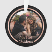 Onze eerste Roos Gold Script-foto met Kerstmis Ornament (voorkant)