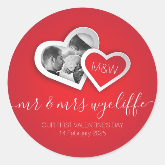 Onze eerste Valentijnsdag als meneer & mevrouw Har Ronde Sticker (Voorkant)