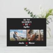 Onze eerste Valentijnsdag samen 2 foto's zwart Feestdagenkaart (Staand voorkant)