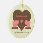 Onze eerste Valentijnsdag Varkens en hart Keramisch Ornament (Rechts)