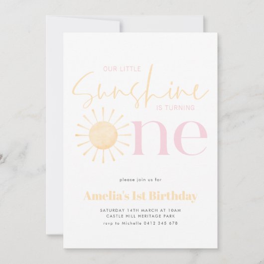 Onze eerste verjaardag van onze kleine zonnige mei kaart (Voorkant)