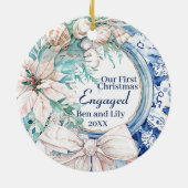 Onze eerste verloofde kerstkrans keramisch ornament (Achterkant)