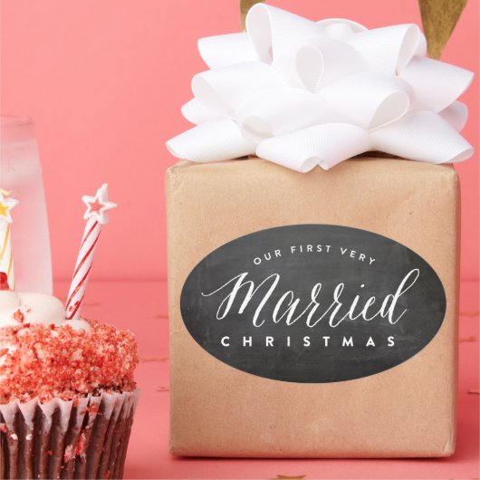 Onze eerste zeer gehuwde Kerstman Mr & Mrs Wedding Ovale Sticker (Feest)