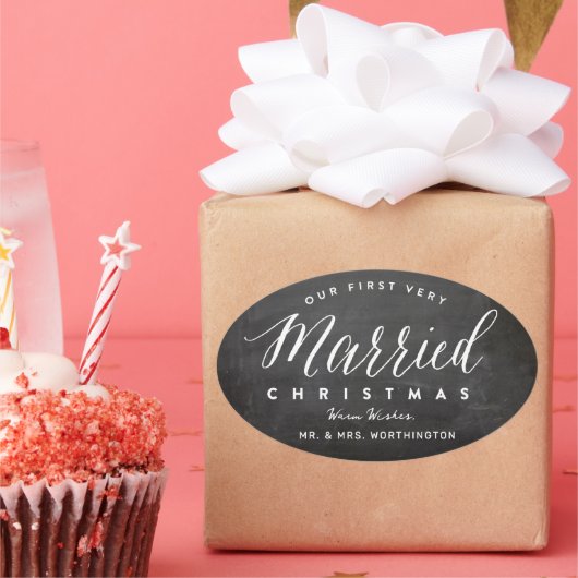 Onze eerste zeer gehuwde Kerstman Mr & Mrs Wedding Ovale Sticker (Feest)