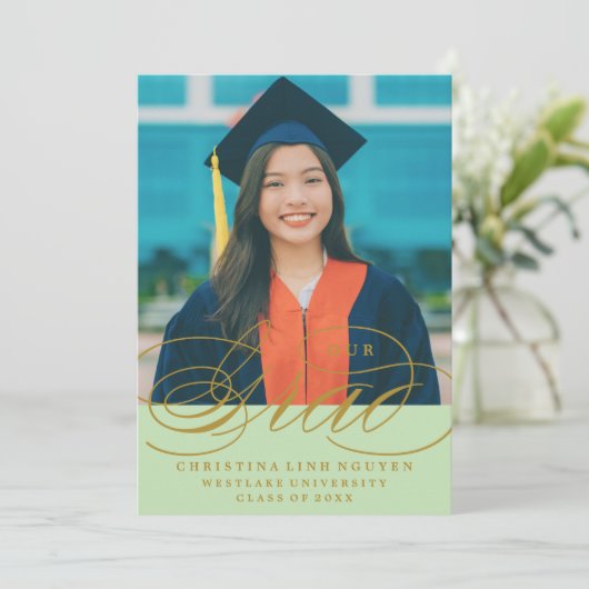 ONZE ELEGANTE SCRIPT GRAD | AFSTUDEERUITNODIGING KAART (Staand voorkant)
