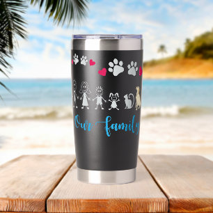 Onze Familie Vader Moeder Zoon Dochter Kat Labrado Geïsoleerde Drinkbeker