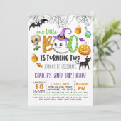 Onze kleine boe draait om twee uitnodigingen (Staand voorkant)