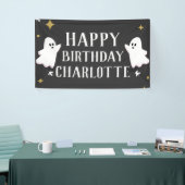 Onze kleine boe draait twee verjaardag. spandoek (Beurs)